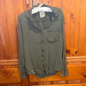 American Eagle Outfitters Olive Green Button-Up Shirt